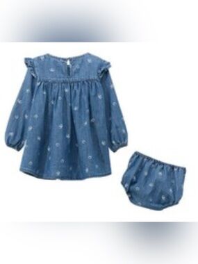 NWT Wrangler 2 Piece Toddler Girl 4T Denim Dress w Bloomers.              3723